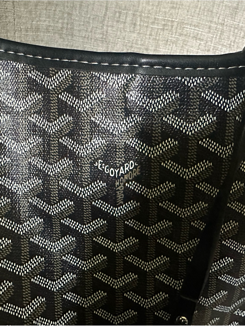 Black Patterned Hobo Bag with Matching Pouch - Picture 2 of 10